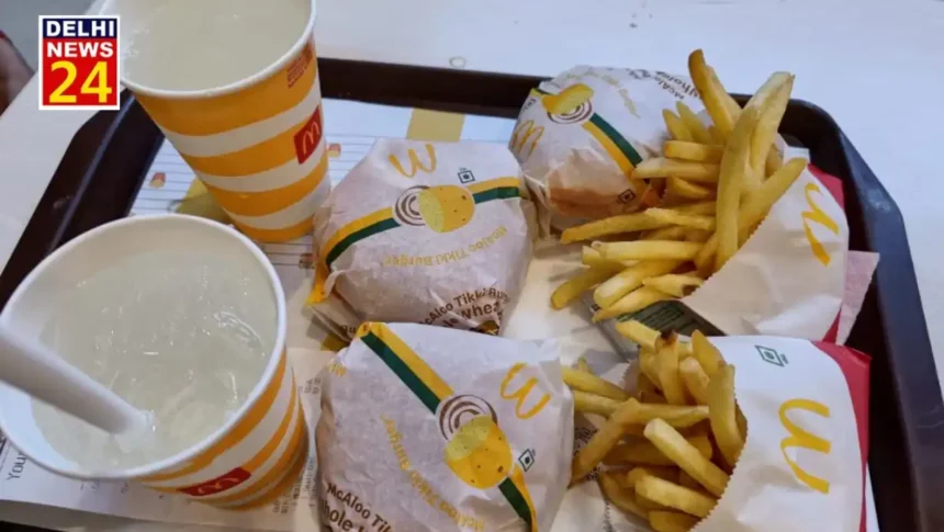 नोएडा में McDonalds की आलू टिक्की और फ्रेंच फ्राइज खाने से ग्राहक बीमार